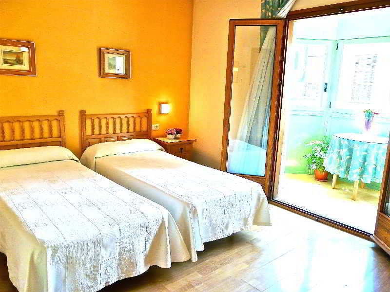 Hotel Nice La Seu d'Urgell Luaran gambar