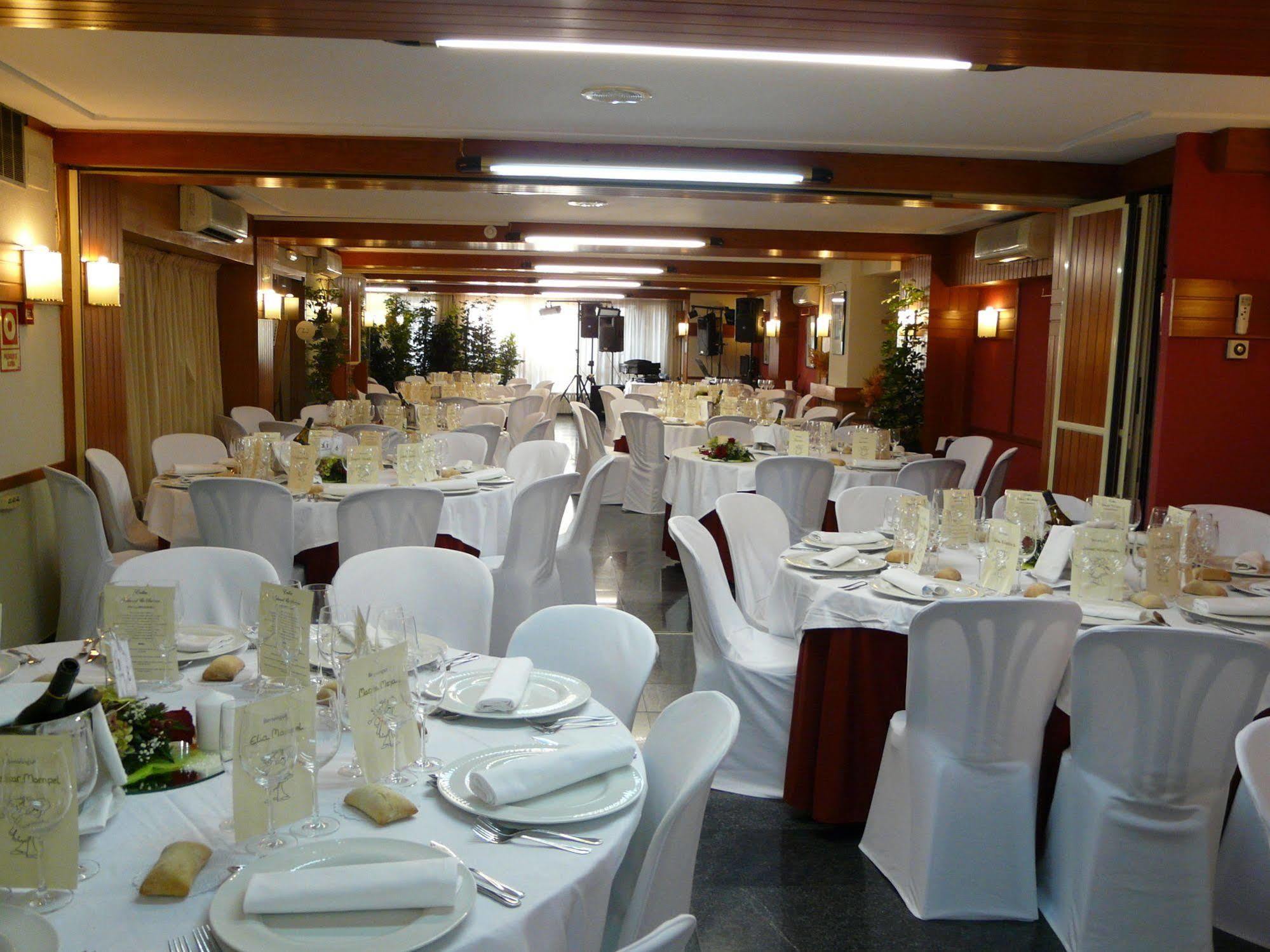Hotel Nice La Seu d'Urgell Luaran gambar